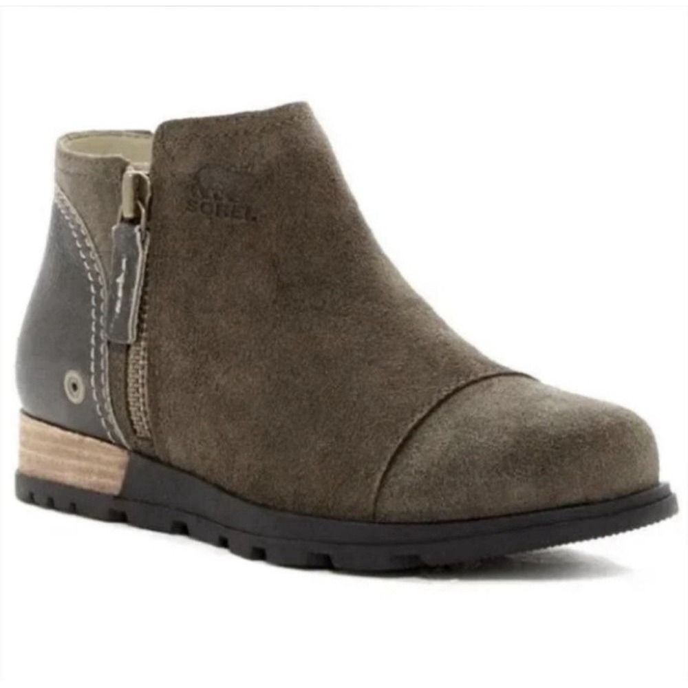 Sorel Major Low Ankle Bootie Size‎ 37.5 US 6 .5 Taupe Brown Suede Zip